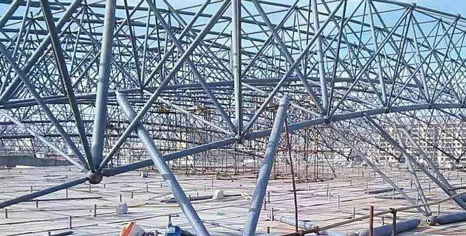 信州区盘点螺栓球网架对于选材方面的4个基本恳求